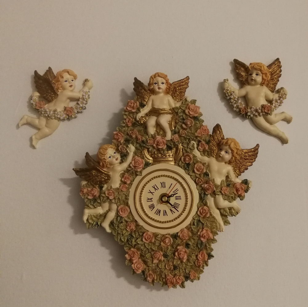 vintage Angels Cherubs Musical Chimes Ceramic Wall Clock